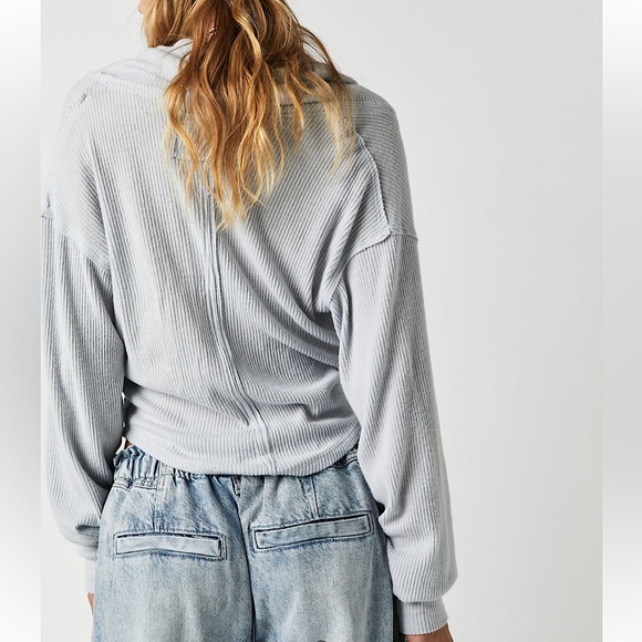 NEW Free People We The Free Hold Me
Close Pullover - Picture 16 of 16